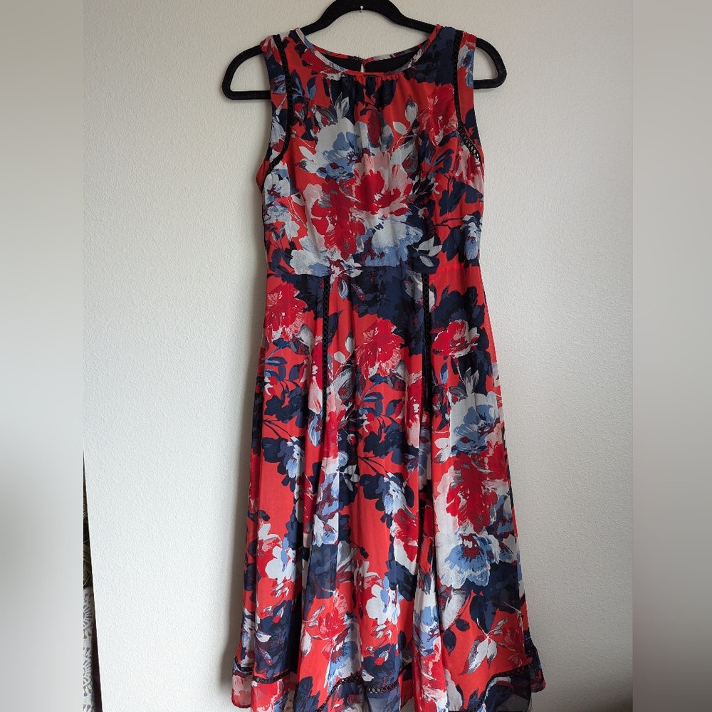 Just Taylor Red Floral Dress Size 8
